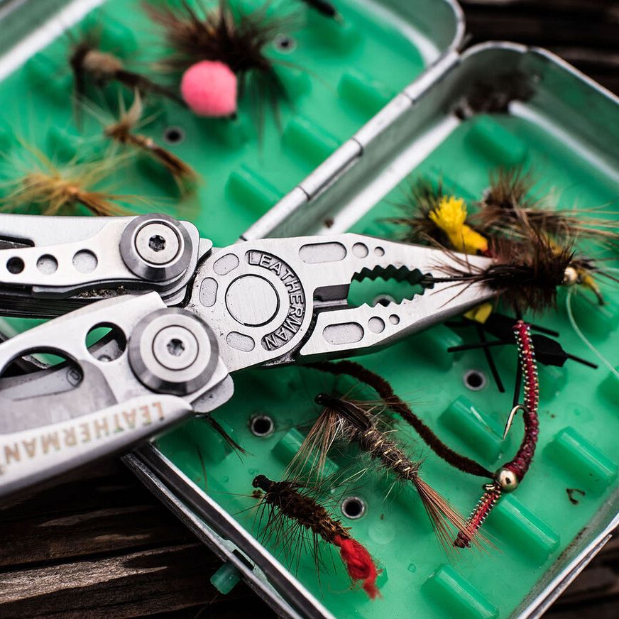 Мультитул SKELETOOL Coyote Tan 832207 Leatherman