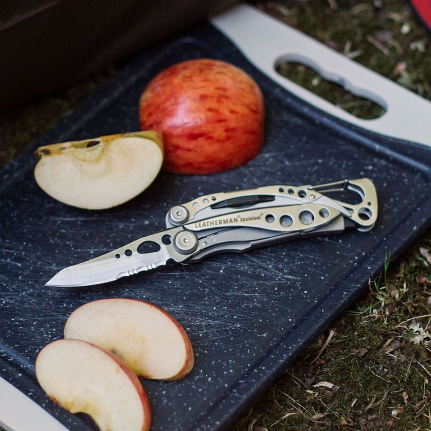 Мультитул SKELETOOL Coyote Tan 832207 Leatherman