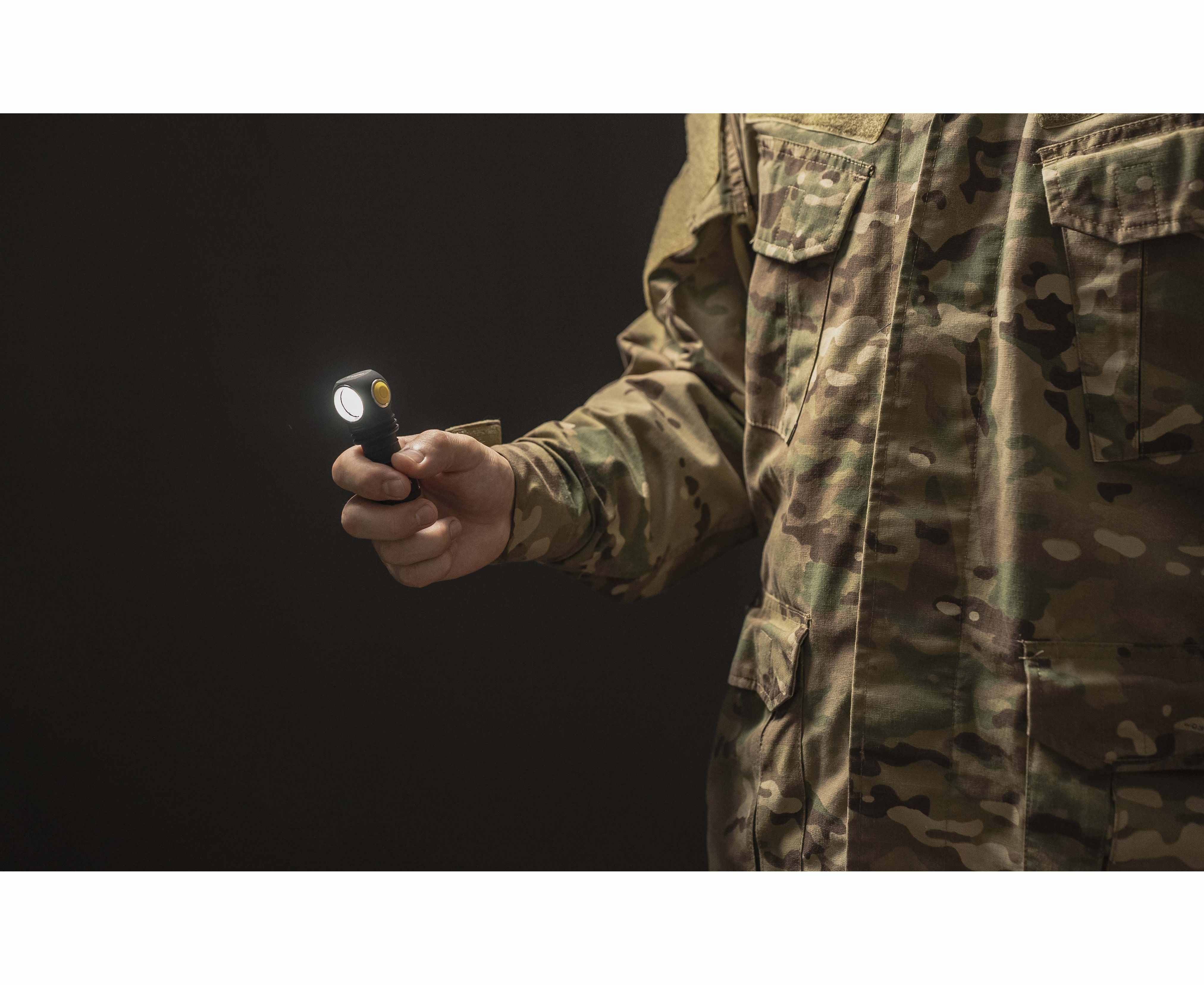 Фонарь Wizard C1 WRG белый + красно-зеленый свет Armytek